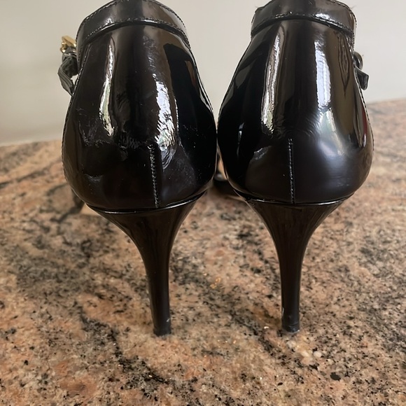 Michael Kors Simone Patent Sandal - Picture 3 of 8